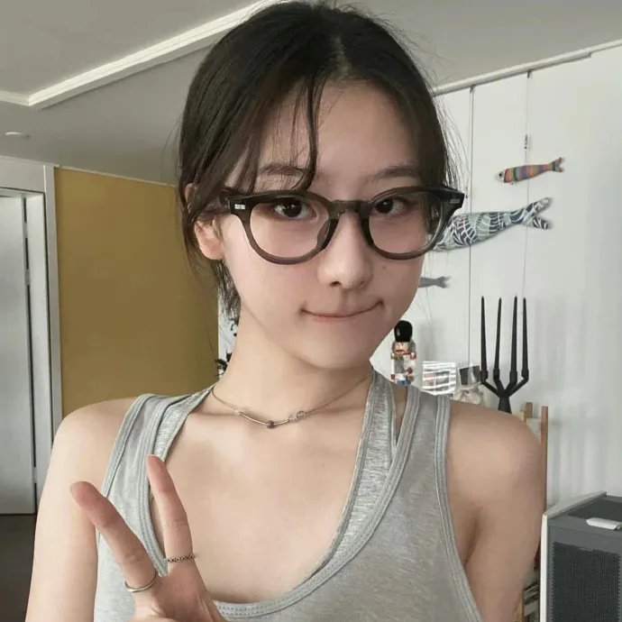 《夫妻游戏》第二季庄园主视觉 · 编号夫妻在公开空间里被观察